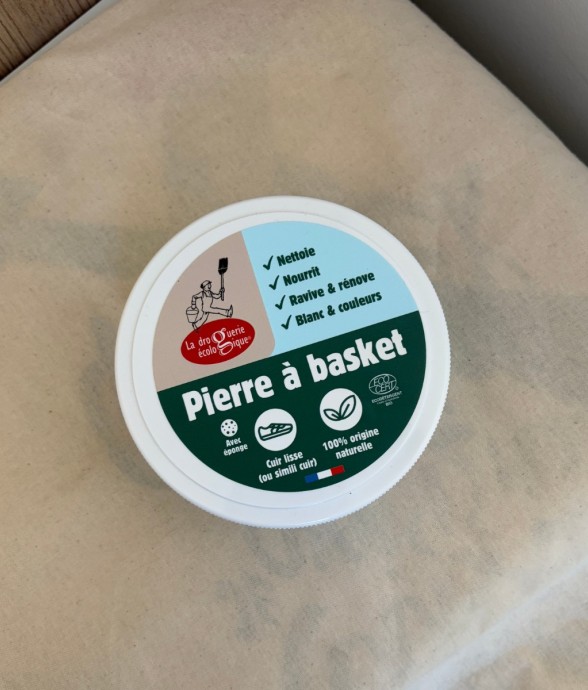 Pierre de nettoyage basket