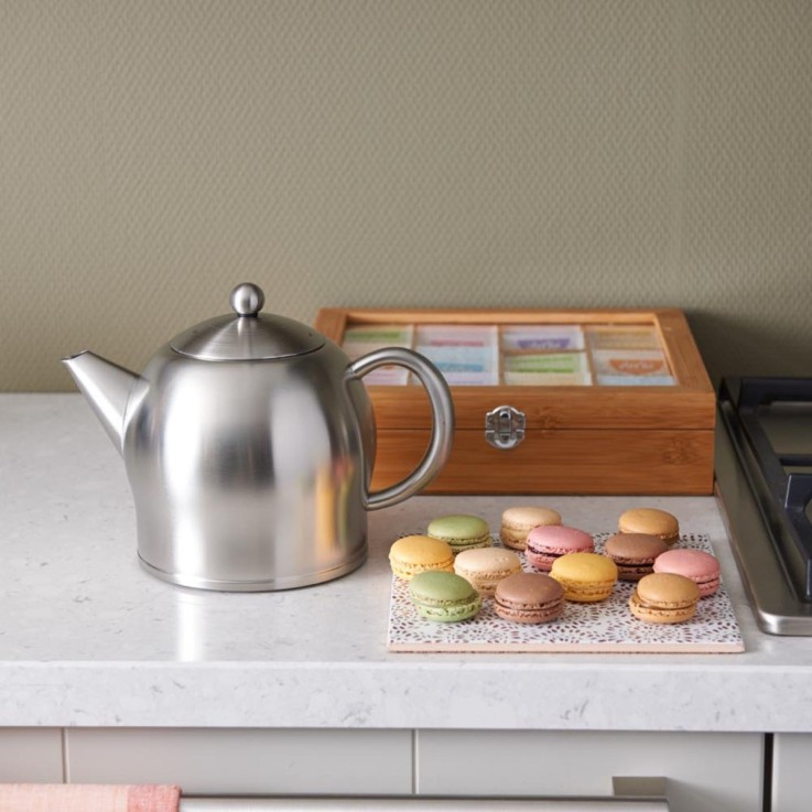 Théière Santhee 1.4 L en métal satiné