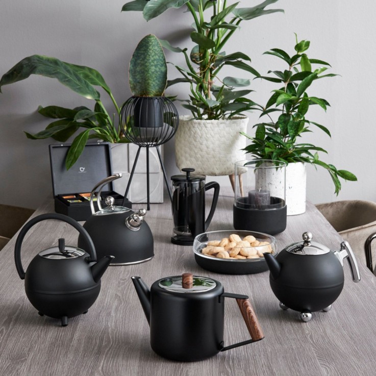 Coffret noir avec 6 boîtes à thé