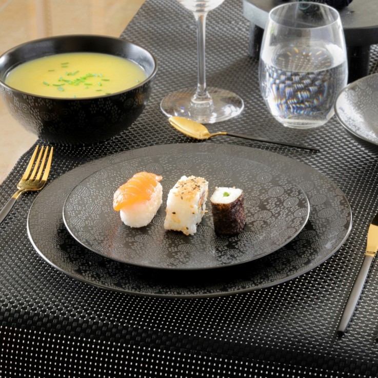 Service Black Japan 18 pièces en porcelaine