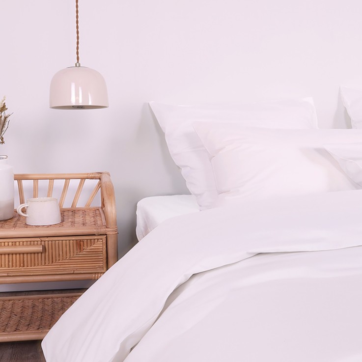 Parure de lit unie en percale de coton bio, taies carrées, LES ESSENTIELS