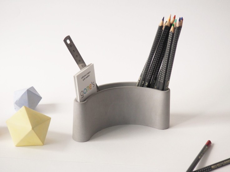 Pot à crayons en béton Parenthèse