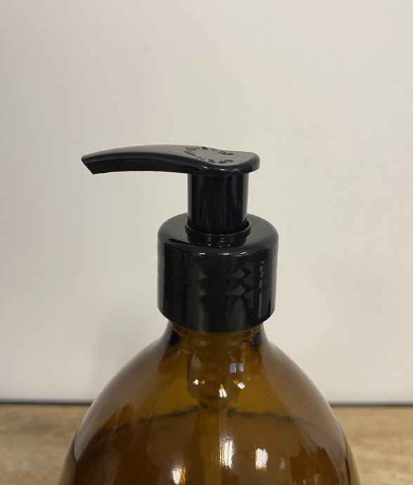 Pompe pour flacon en verre