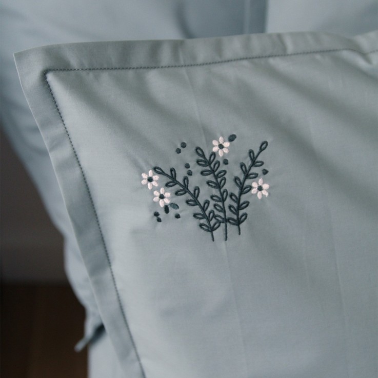 Taie d'oreiller brodée en percale de coton, BOUQUET CÉVENNES