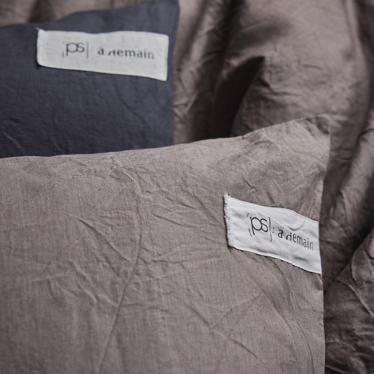 Taie d'oreiller unie en lin, PARTI PRIS ECORCE