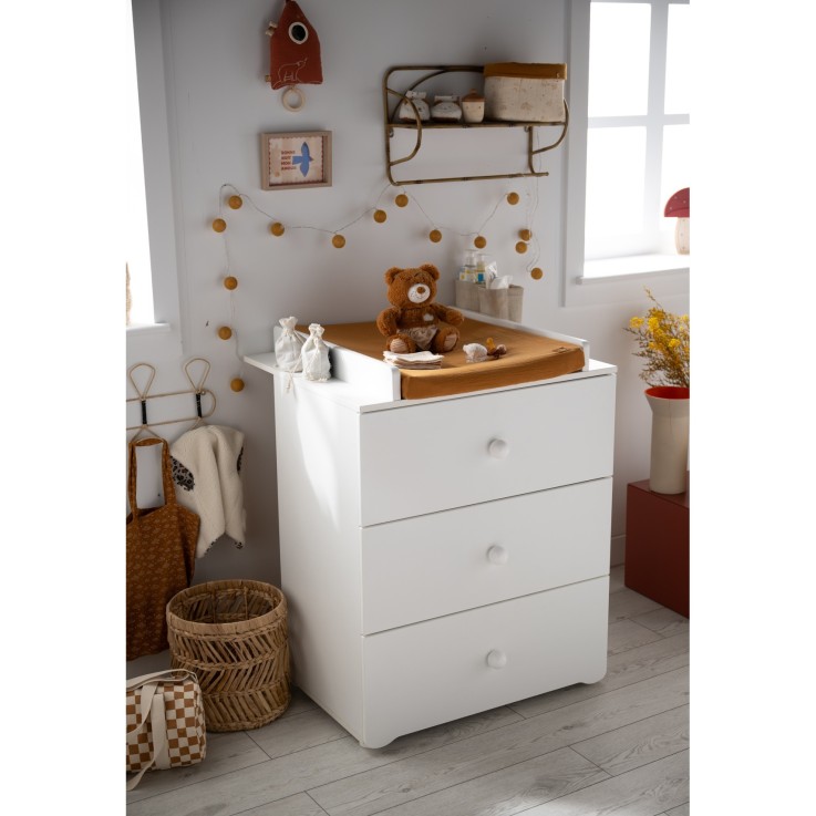 Chambre complète bébé avec lit 120x60cm à barreauxet commode à langer 3 tiroirs