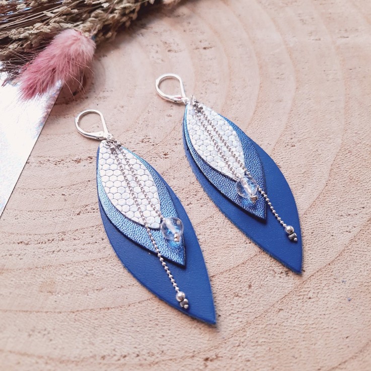 Boucles d’oreilles longues POP Bleu Klein