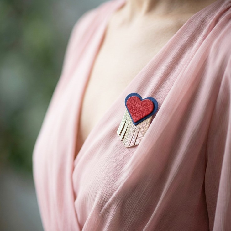 Broche en cuir coeur EX-VOTO Rouge