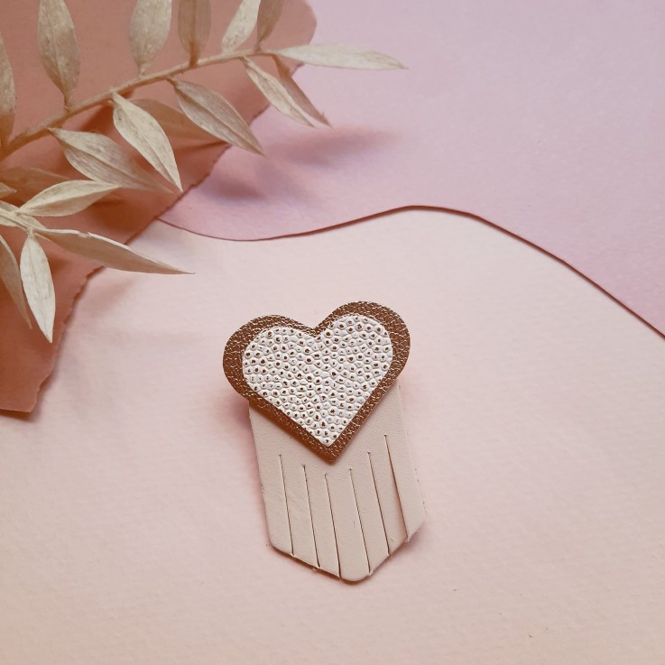 Broche en cuir coeur EX-VOTO Ivoire