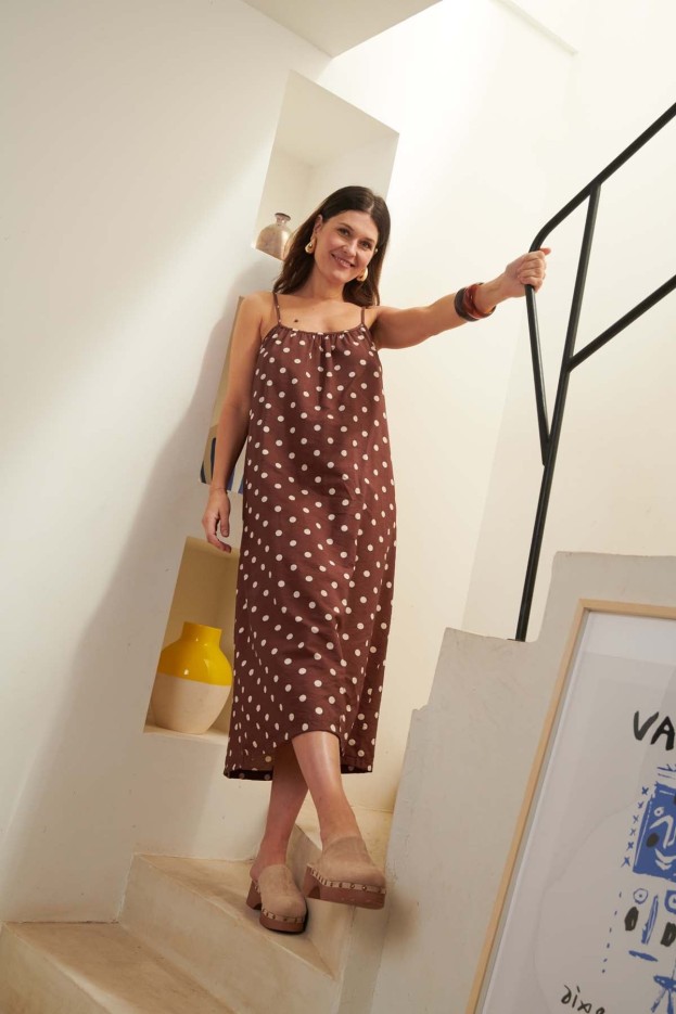 Robe longue à bretelles Pois Marron