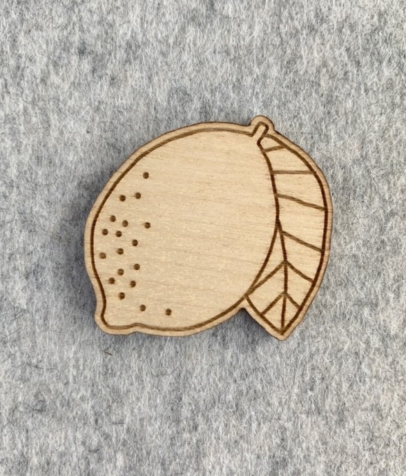 Broche en bois - Citron