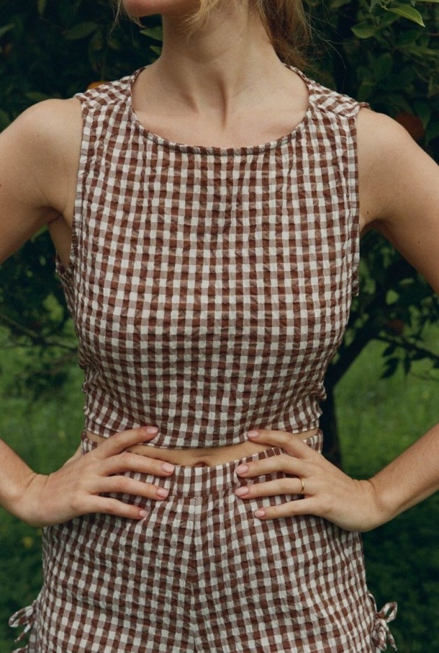 Top Hallie Coton Bio