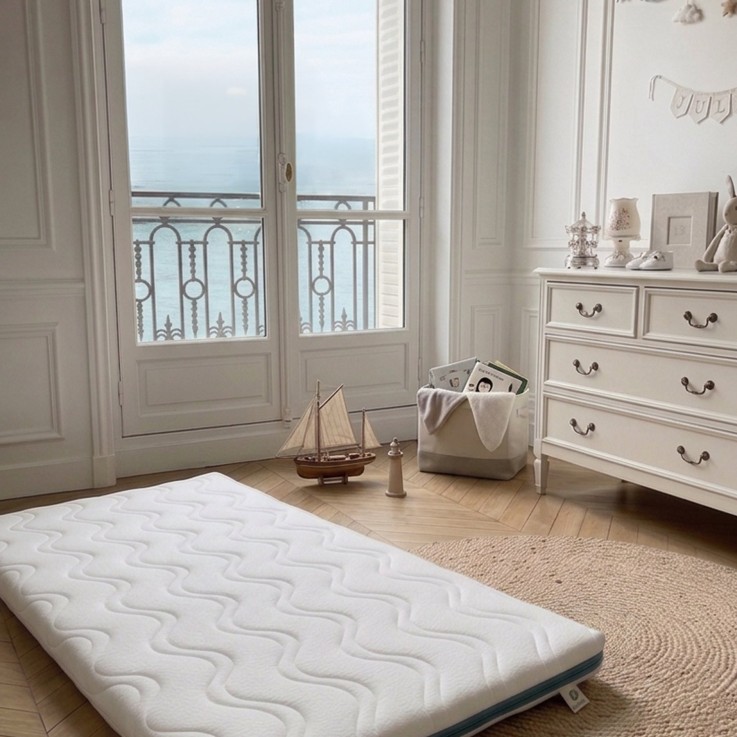 Matelas de voyage COCOLEGEND® roulé 60x120 cm