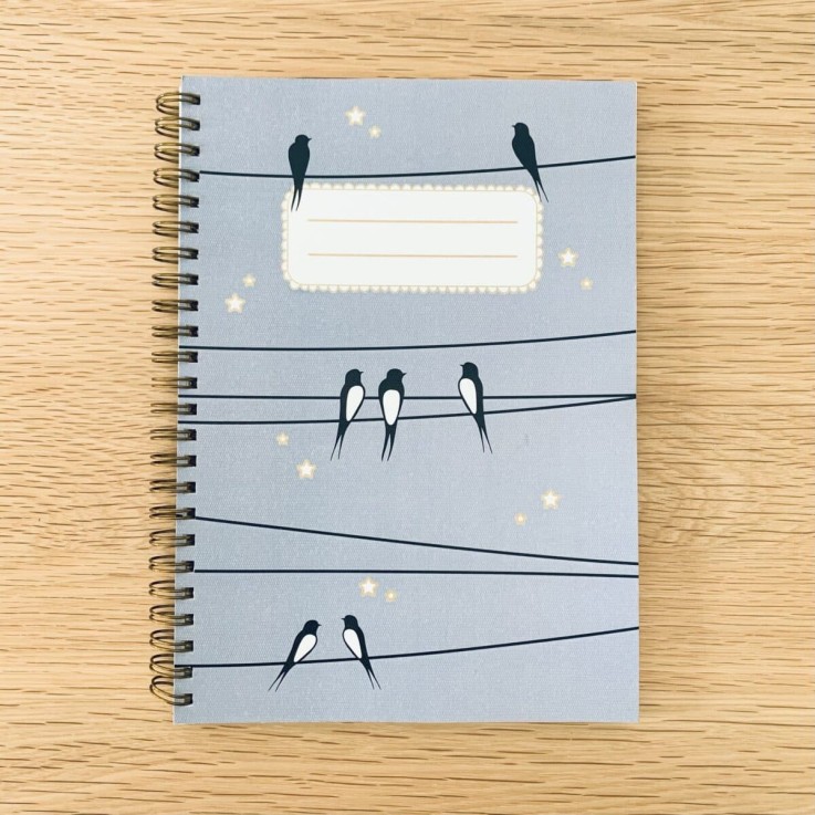 Carnet en papier A5 - Lignes spirales - Les hirondelles sur le fil