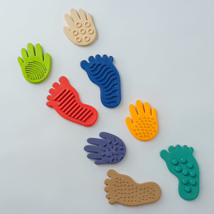 Jeu Parcours sensoriel – Chemin Montessori empreintes pieds & mains