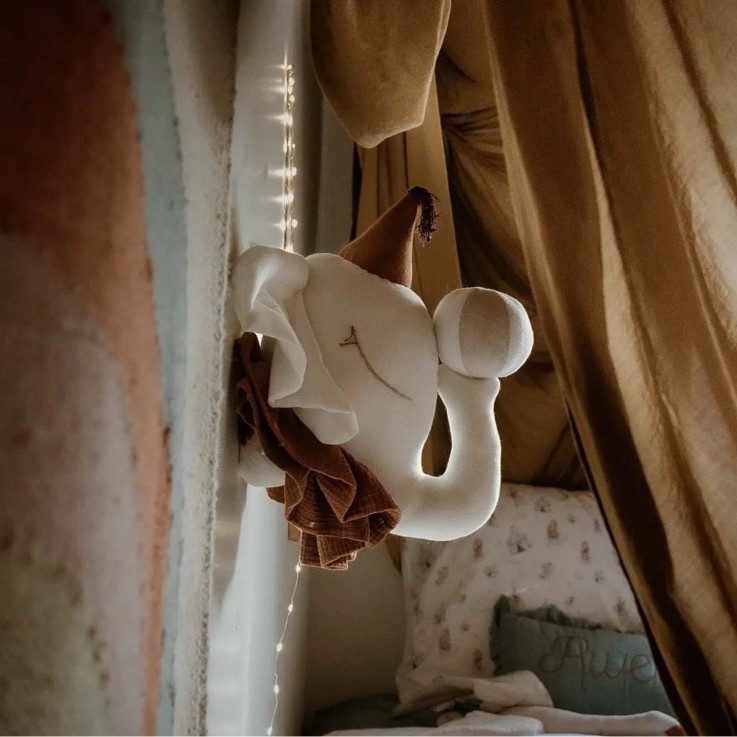 Trophée mural Éléphant en lin – décoration chambre bébé enfant