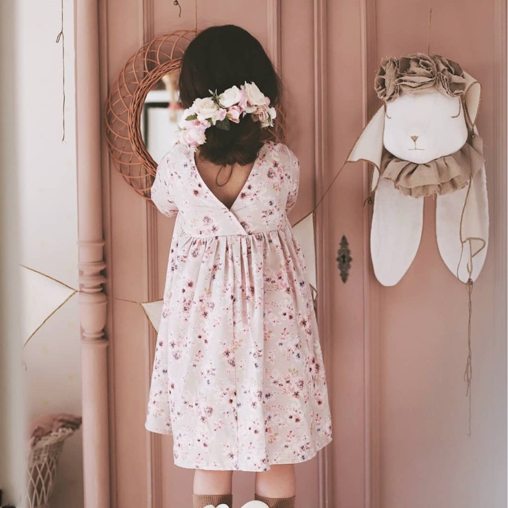 Trophée mural madame lapine en lin – décoration chambre bébé enfant