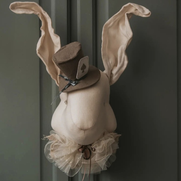 Trophée mural Lapin Pays des Merveilles en lin – décoration chambre bébé enfant