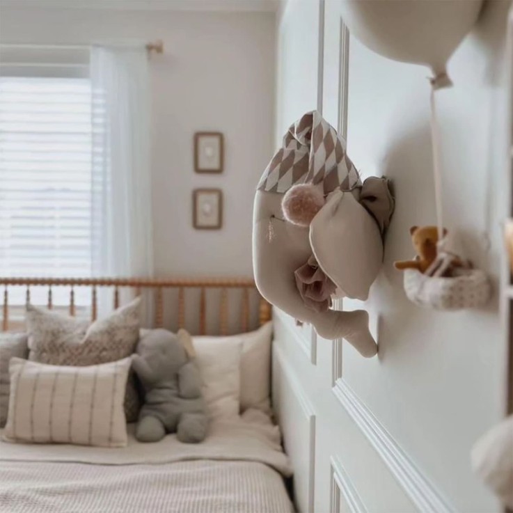 Trophée mural Éléphant Rêveur en lin – décoration chambre bébé enfant