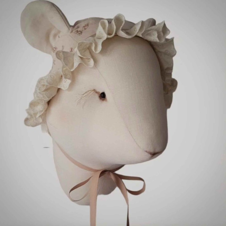 Trophée mural Souris Edvina en lin – décoration chambre bébé enfant