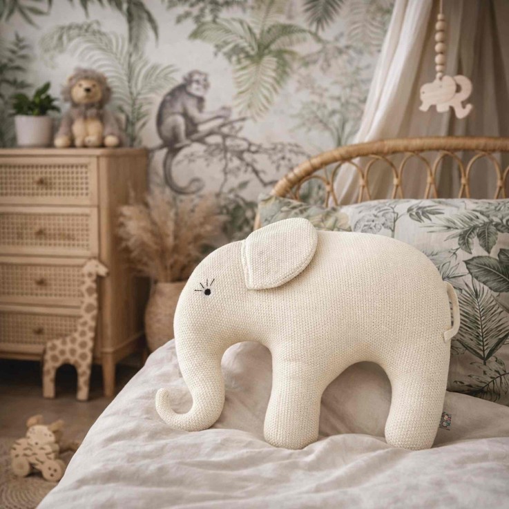 Grande peluche éléphant en coton tricoté