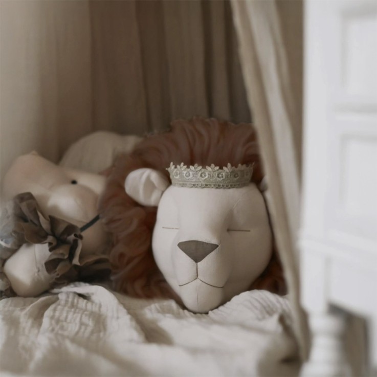 Trophée mural Lion en lin – décoration chambre bébé enfant
