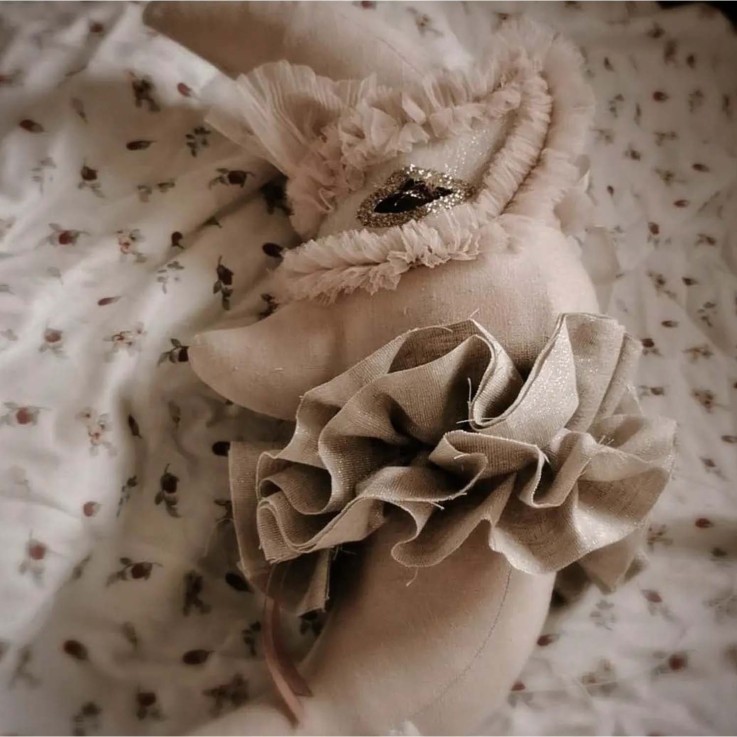 Trophée mural lune Venise en lin – décoration chambre bébé enfant