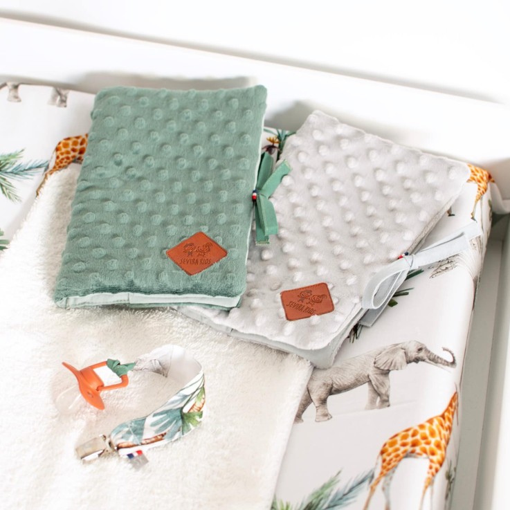 Protège carnet de santé en Minky