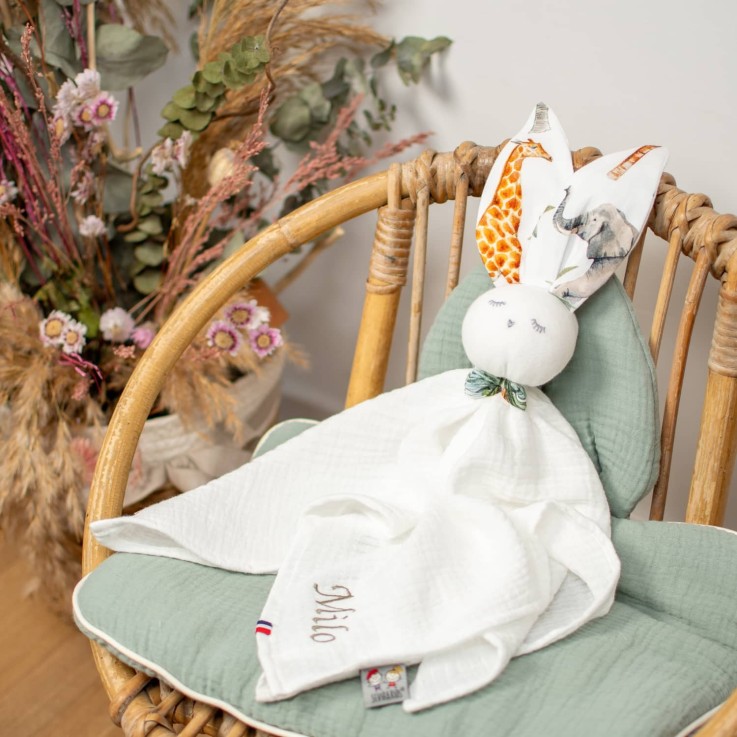 Doudou lapin  en gaze de coton, Safari