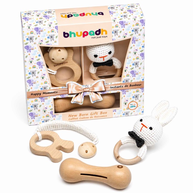 Coffret de 3 hochets en coton et bois naturel