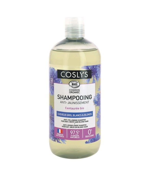 Shampooing...