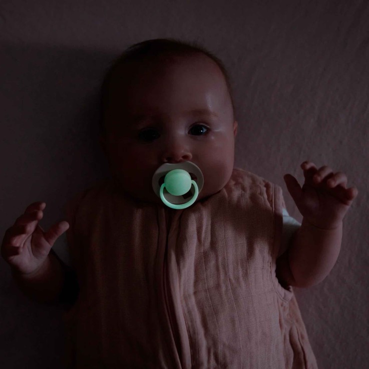 Sucette bébé dynamique phosphorescente lot de 2 Prime Glow
