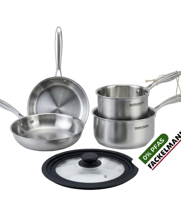 Batterie de cuisine avec 2...