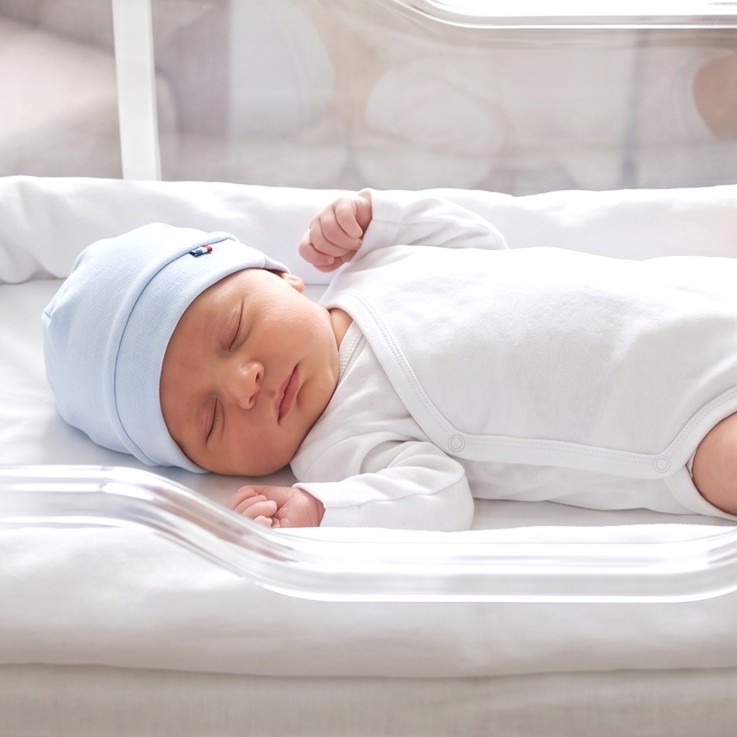 Bonnet de naissance en coton ultra doux
