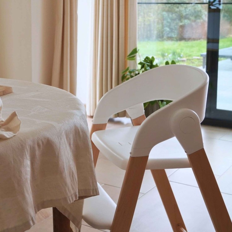 Chaise haute évolutive bébé en bois Grow With Me