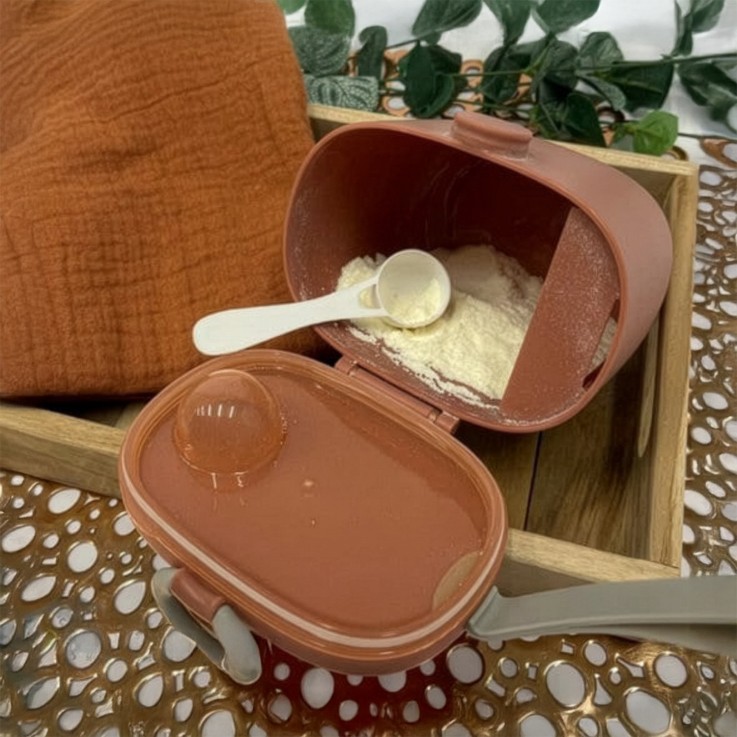 Boîte à lait en poudre doseuse nomade