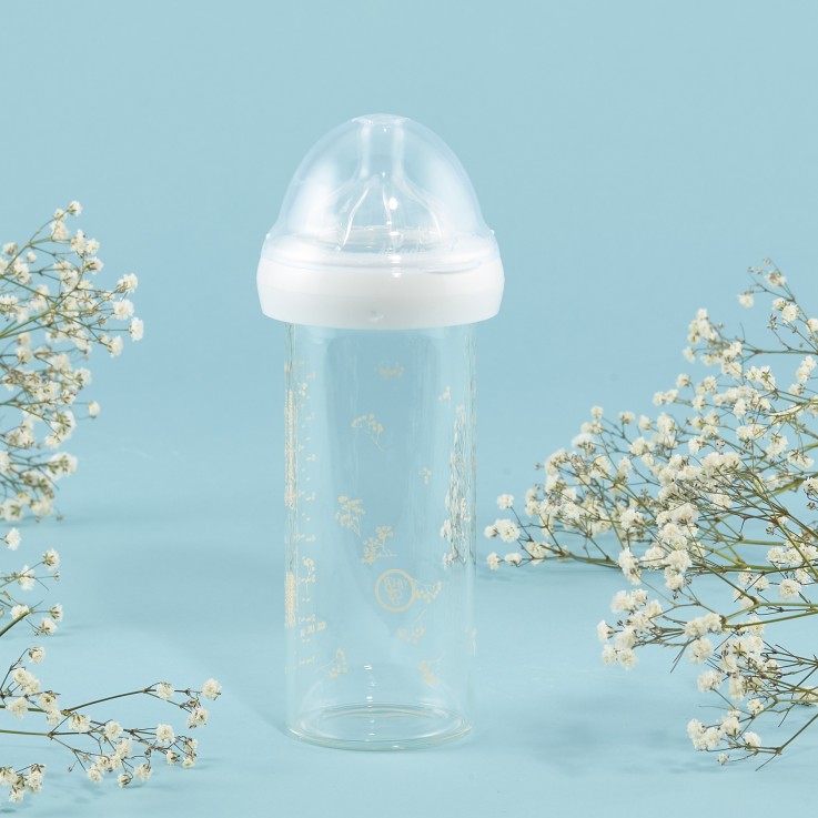 Biberon fabriqué en France sans BPA avec graduation tous les 10 ml