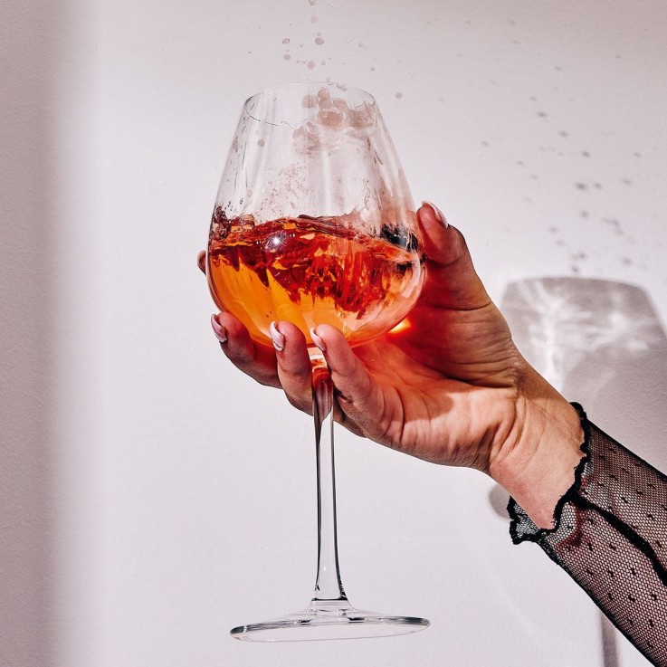 4 verres à pied 47 cl Swirly