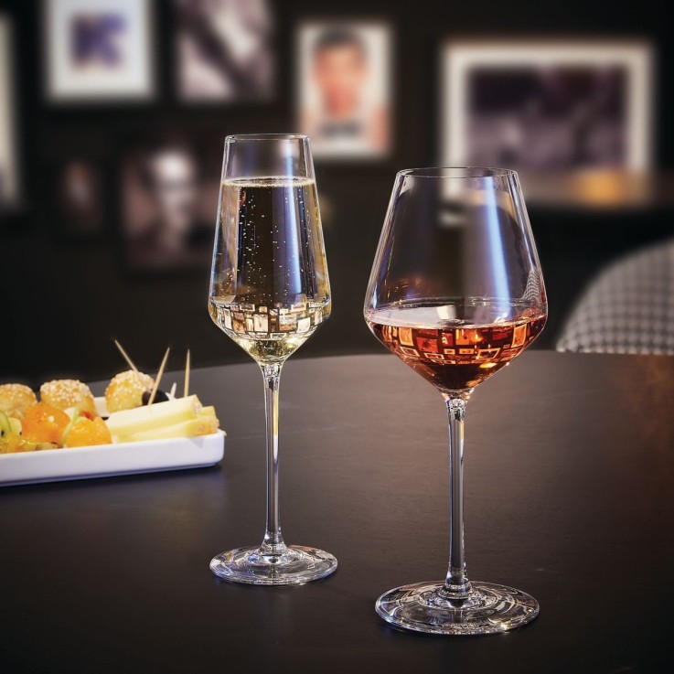 6 verres à pied 38cl Distinction
