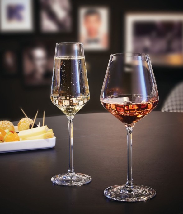 6 verres à pied 38cl...