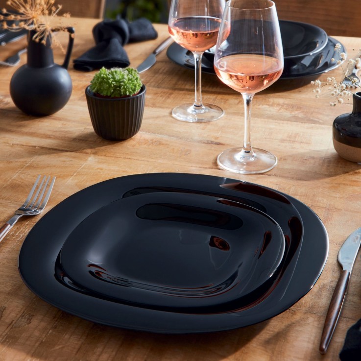 6 assiettes creuses noires 23,7 x 21,2 cm -CARINE