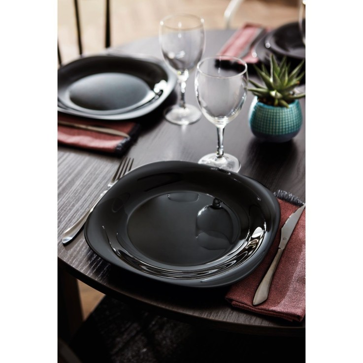 6 assiettes noires 28,8 x 27 cm -CARINE