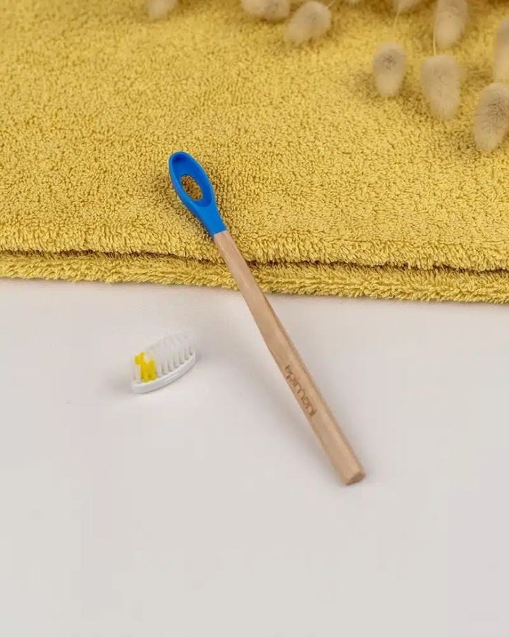 Brosse à dents pour enfant rechargeable et en bois