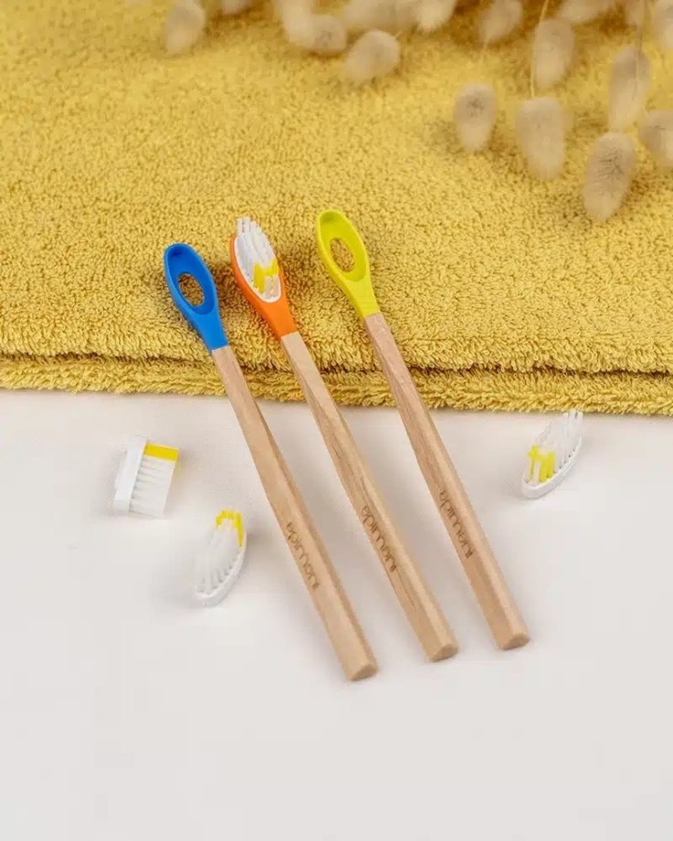 Brosse à dents pour enfant rechargeable et en bois
