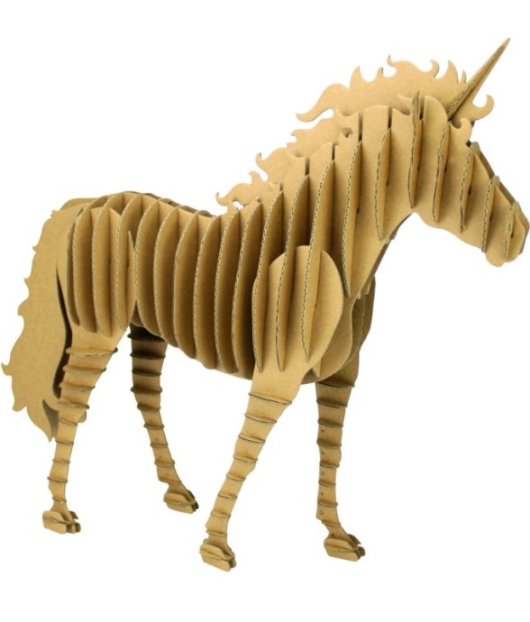 Maquette en carton Licorne...