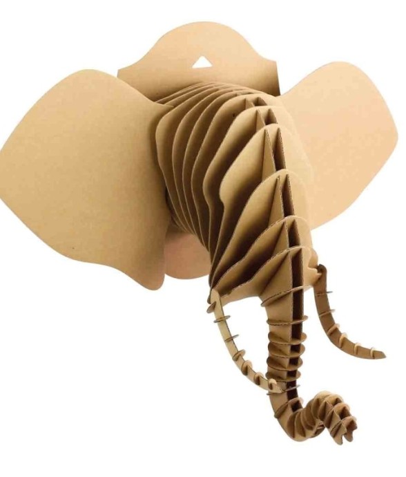 Maquette en carton à...