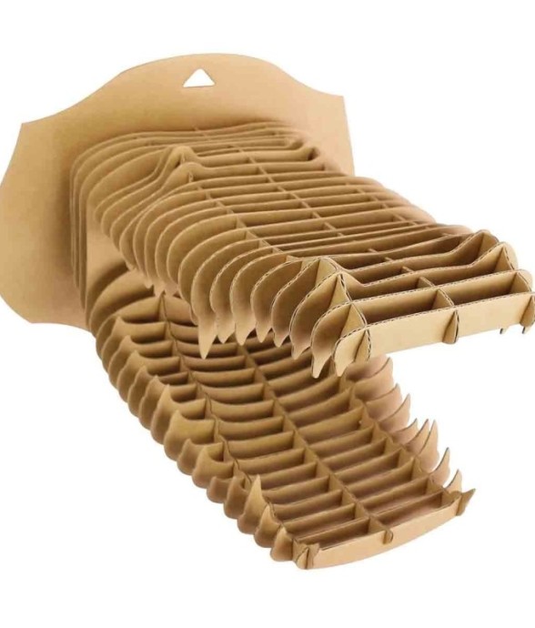 Maquette en carton à...