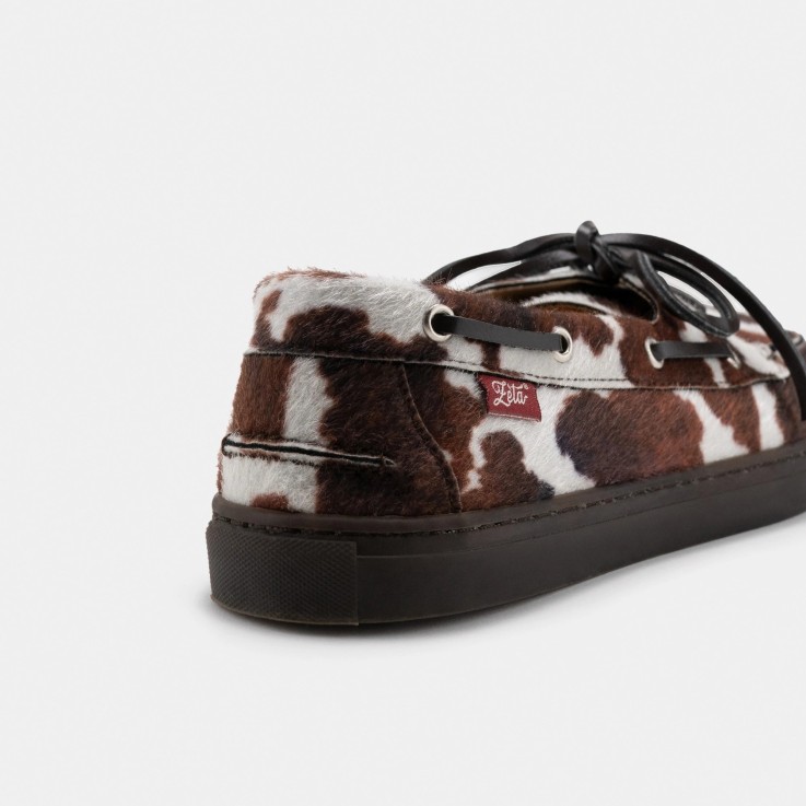 Chaussures bateau Lagos imprimé vache en Fibres Recyclées