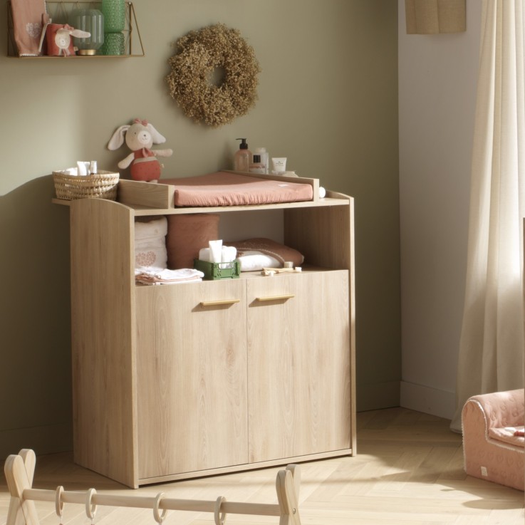 Commode à langer 2 portes et une niche décor bois hêtre