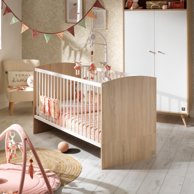 Chambre bébé trio: Lit bébé 70x140 évolutif, commode à langer 3 tiroirs et armoire 2 portes décor bois chêne et blanc